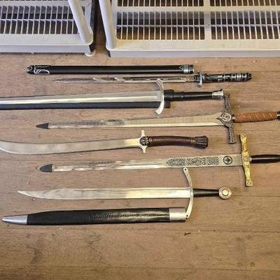 #7020 â€¢ (6) Swords
