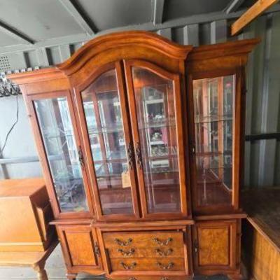 #10002 â€¢ Light Up China Cabinet/Hutch
