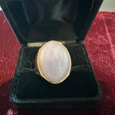 Lilac jade on 14k gold setting