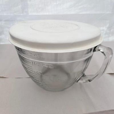 Pampered Chef Batter Mixing cup