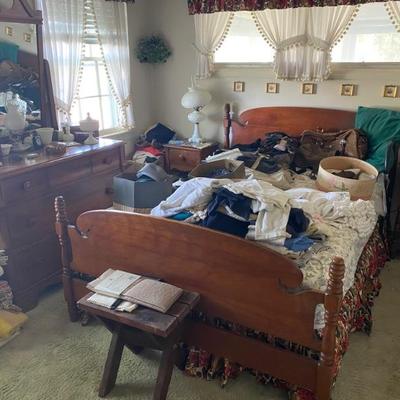 Estate Sales By Olga in Colonia NJ