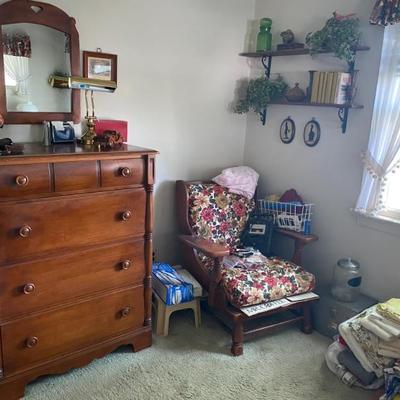 Estate Sales By Olga in Colonia NJ