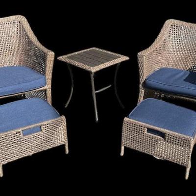Contemporary Patio Chair & Table Set
