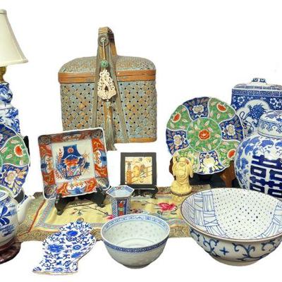 Large Collection Chinese Porcelain, Items
