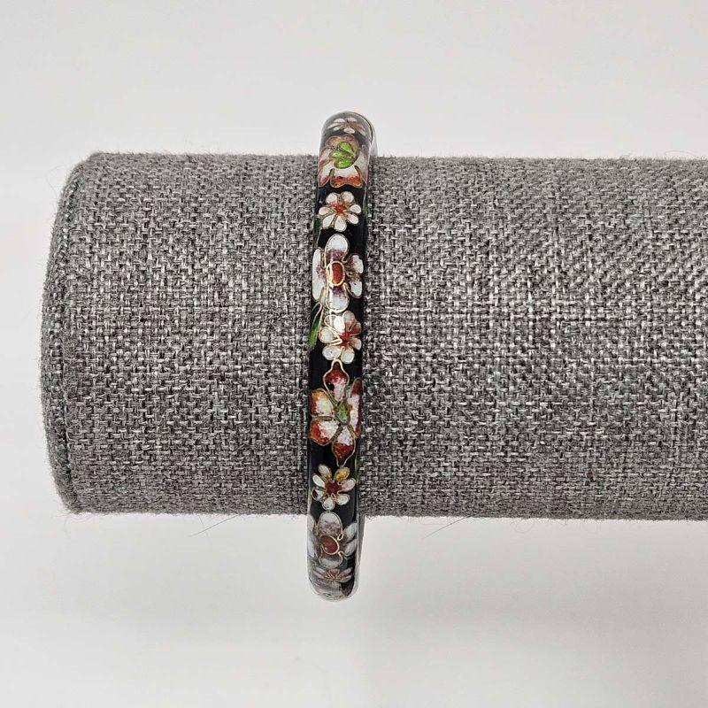 Millers Glen Crafty, Contemporary Fun Topeka Online Estate Auction by