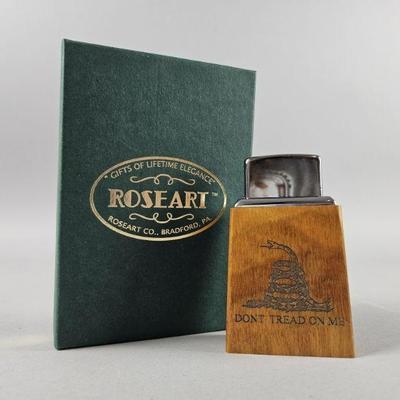 Lot 74 | Zippo Roseart Don't Tread On Me Table Lighter