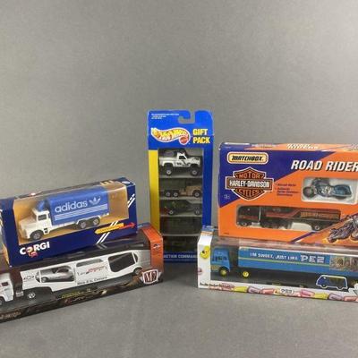 Lot 102 | Lot Of New Die Cast Cars