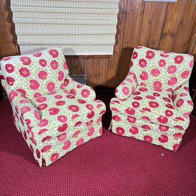 (2PC) PAIR OF UPHOLSTERED CHAIRS | Swiveled armchairs with green and red textured fabric. - l. 40 x w. 32 x h. 34 in

