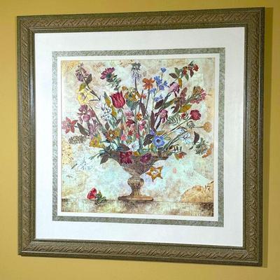 LARGE FLORAL ARTWORK | Large framed floral print. - l. 45 x w. 45 in

