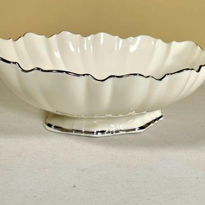 LENOX LOW FORM BOWL | Lenox Stamped underneath. - dia. 10.5 in

