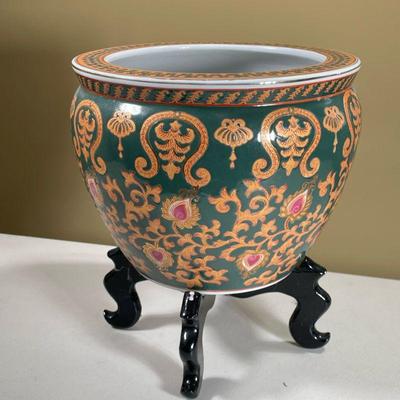 CONTEMPORARY CHINESE FISH BOWL JARDINIERE | Comes with a conforming black stand. Enameled and decorated with gilding. Label on bottom. -...