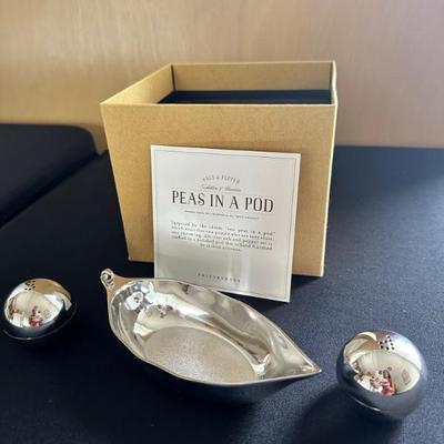 Pottery Barn Peas in a Pod salt & pepper shakers