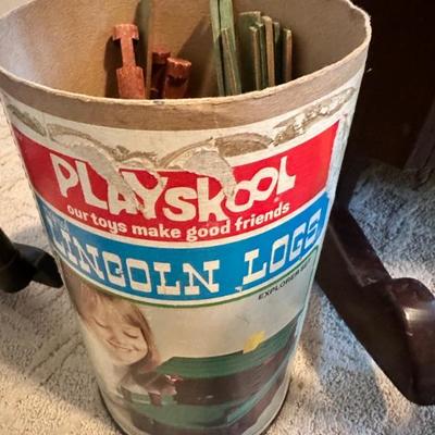 Vintage toys:  Playskool Lincoln Loga
