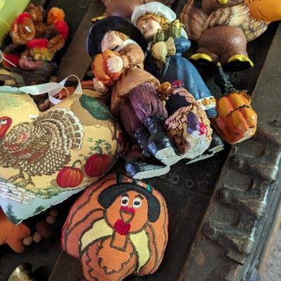 Fall Thanksgiving Figurines and Art
