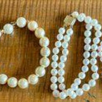 Vintage Faux Pearl Stretch and Clasp Bracelets