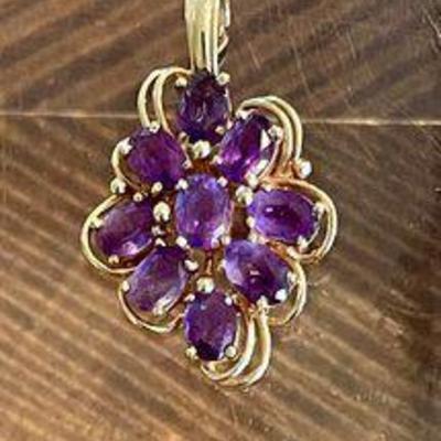 Vintage 14K Yellow Gold & Amethyst Cluster Pendant - Total Weight 3.8 Grams