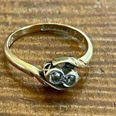 Antique 18K Gold And Diamond Ring - Size 5 - Total Weight 2 Grams