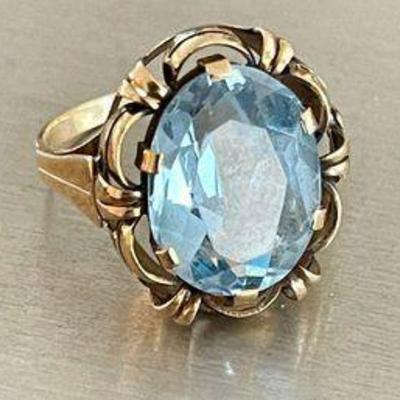 Art Deco 14k Gold And Blue Topaz Ring Size 6.5 - Total Weight 4 Grams