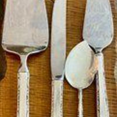 Lunt Sterling Silver Madrigal Pattern Flatware - Jelly Spoon - Cake Server & Knife