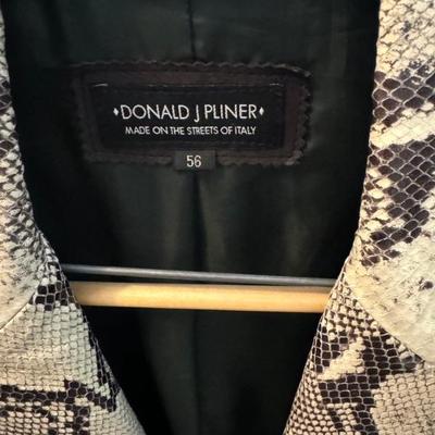 Donald J. Pliner Cobra Blazer Size 56