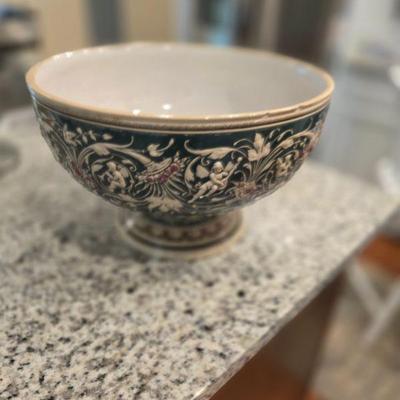 Chinese footed bowl