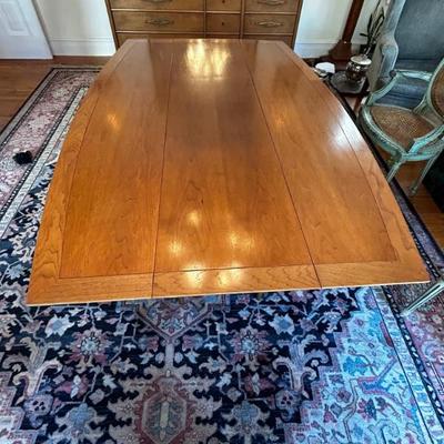 Tomilson double drop leaf dining table 