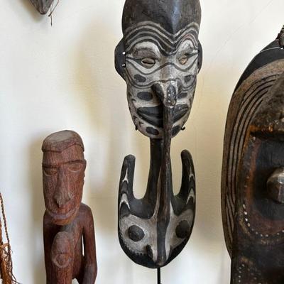 Papua New Guinea table masks