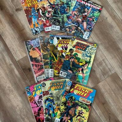 Vintage DC Comics – Justice League - 11 Comics! 
