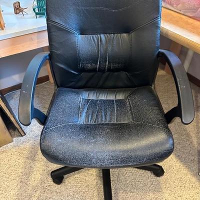 Executive office chair