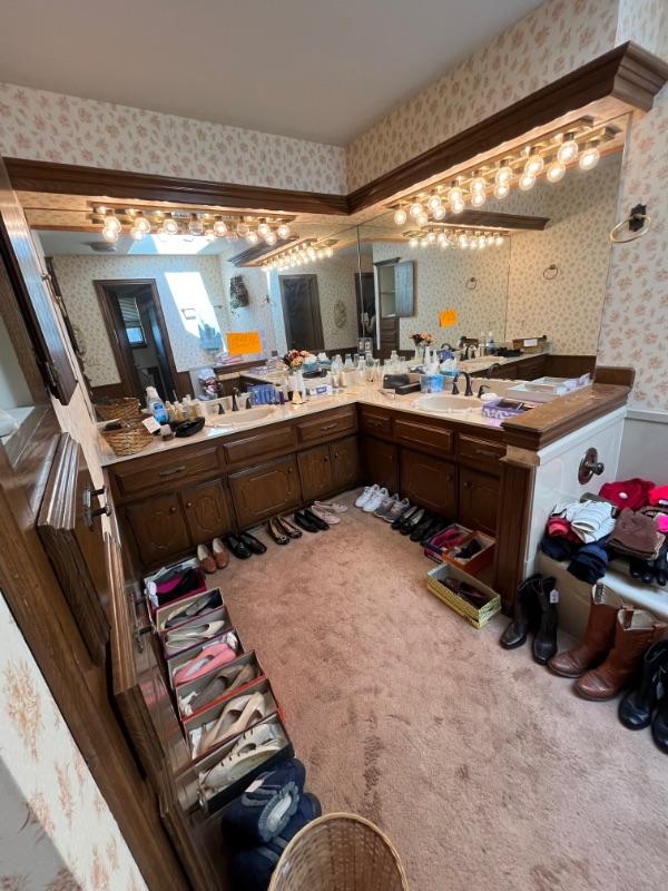 Busy Bee Great Picker Sale