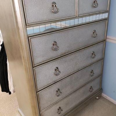 1. Chester drawers