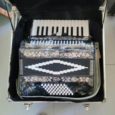 an accordion