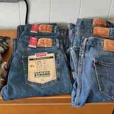 ABS045 Men’s Levi Strauss & Co. Jeans & Camo Pants