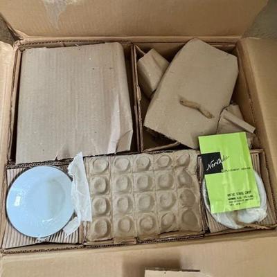 ABS291 Vintage Noritake Reina Dish Set