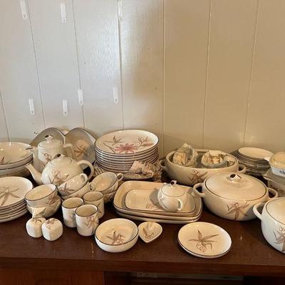 ABS328- Vintage Winfield China Set