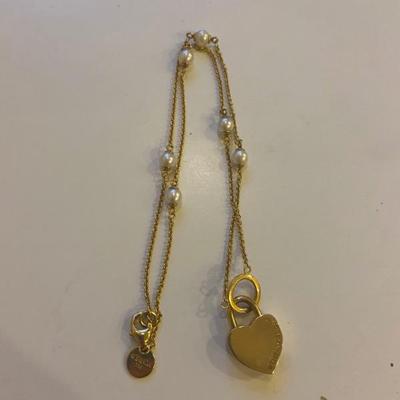 Tiffany necklace w iconic gold padlock