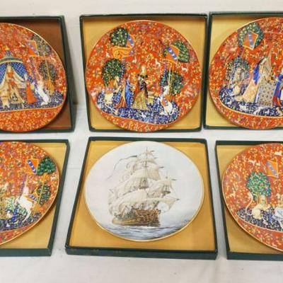 1163	GROUP OF COLLECTOR PLATES INCLUDING LIMOGES, LA DAME A LA LICORNE, APPROXIMATELY 10 IN
