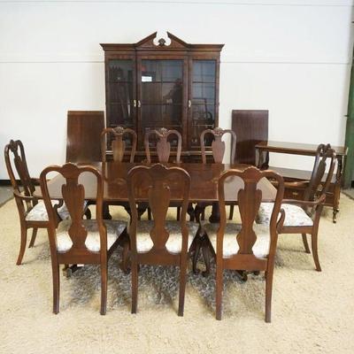 1218	DREXEL MAHOGANY *BICENTENNIAL* 10 PIECE DINING ROOM SET, 2 PIECE BREAKFRONT, ROLLING CART SERVER, BANDED TABLE W/2 LEAVES & 8 QUEEN...