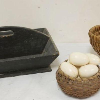 1066	ANTIQUE COUNTRY SPLINT SMALL BASKETS, ONE W/WOODEN EGGS & KNIFE BOX, BOX APPROXIMATELY 11 IN X 14 IN X 6 IN HIGH
