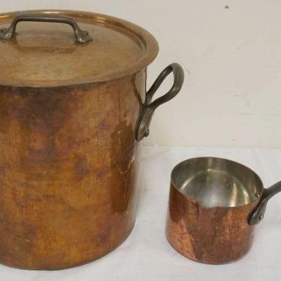 1068	FRENCH HAMMERED COPPER POT W/LID & SAUCE PAN, POT APPROXIMATELY 12 IN X 10 IN HIGH
