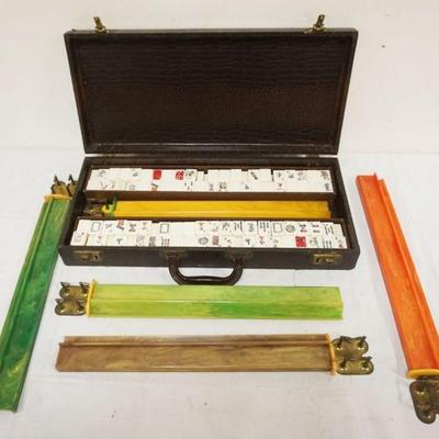 1117	BAKELITE/CATLIN MAHJONG SET, BOX APPROXIMATELY 9 IN X 20 IN X 4 IN HIGH
