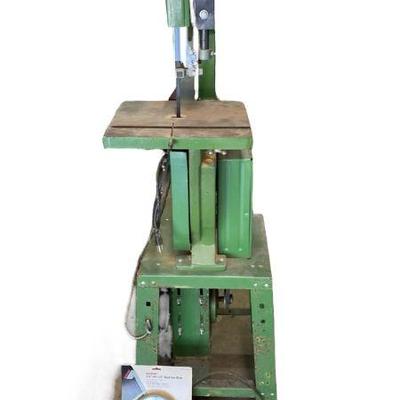 14” Band Saw* Central Machinery * 6 Blades * Tested And Working
