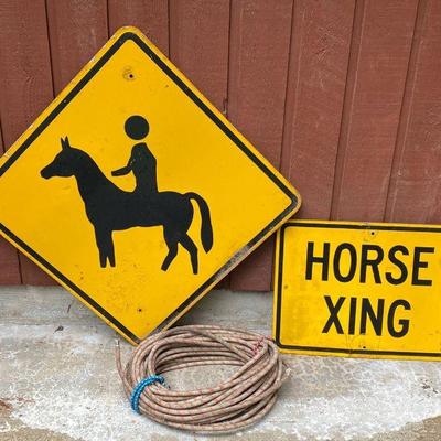 Let People Know Your Farm Has Horses! * Signs * 100’ Lunge Line?
