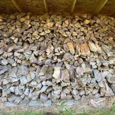 Firewood, Seasoned And Dry * Hardwoods 
