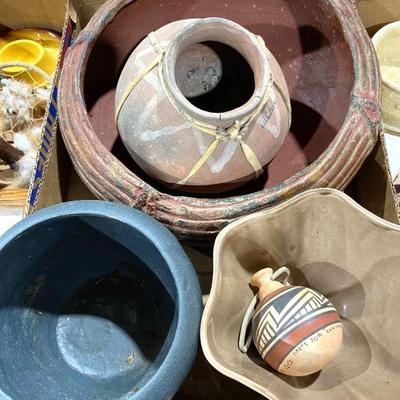 Native American & Southwestern pottery