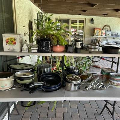 Yard sale photo in Upland, CA