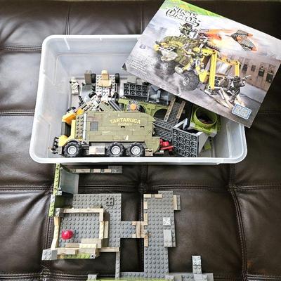 Box of MEGA BLOKS Teenage Mutant Ninja Turtles Set