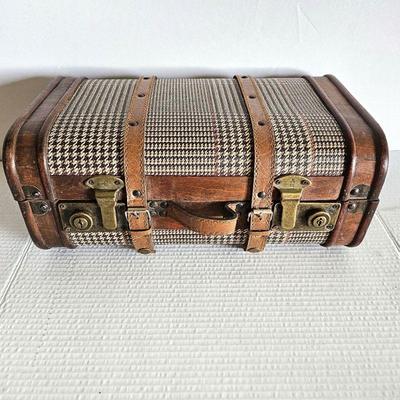Fun Small Decorative Wood Storage Box / Tweed Look Suitcase for Storage or Trendy Decoration 16