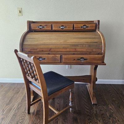 Vintage Young & Hinkle Roll Top Desk smaller than the Traditional Size - With Matching Chair w/ Black Seat Cushion 