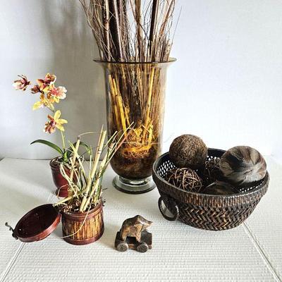 Lot of Bamboo & Rattan Decor Items